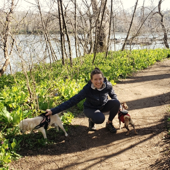 Meet your Posher, Melanie - Picture 1 of 1